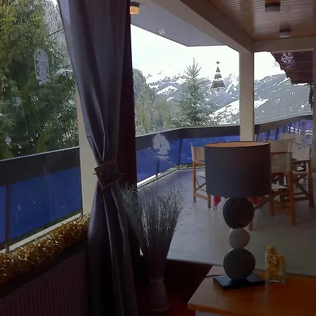 Le Panoramic 2*