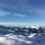 Le Panoramic 2*